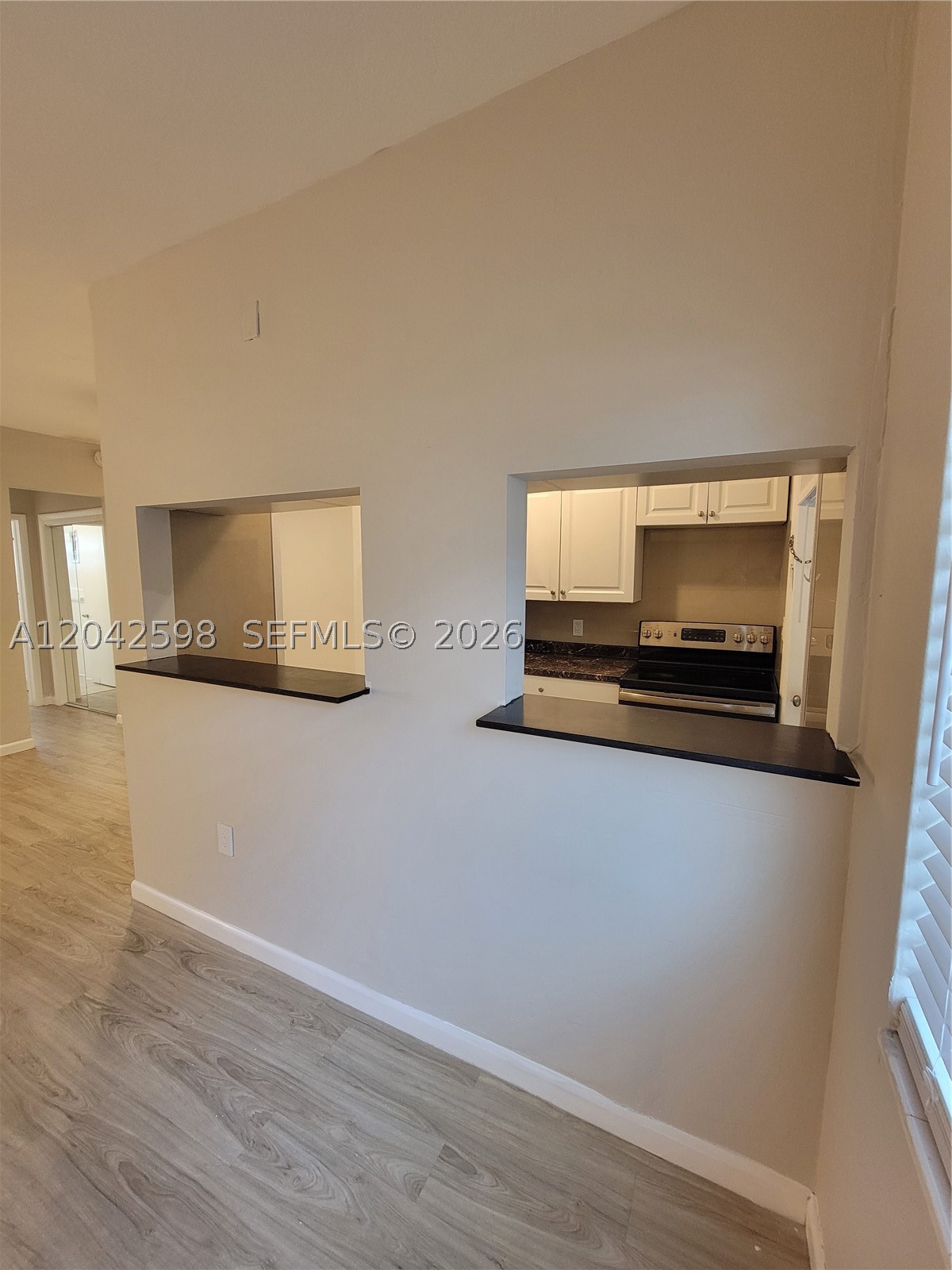 LENOX MANOR - Residential Lease