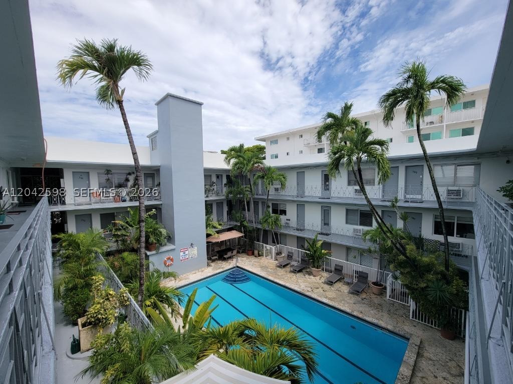 LENOX MANOR - Residential Lease