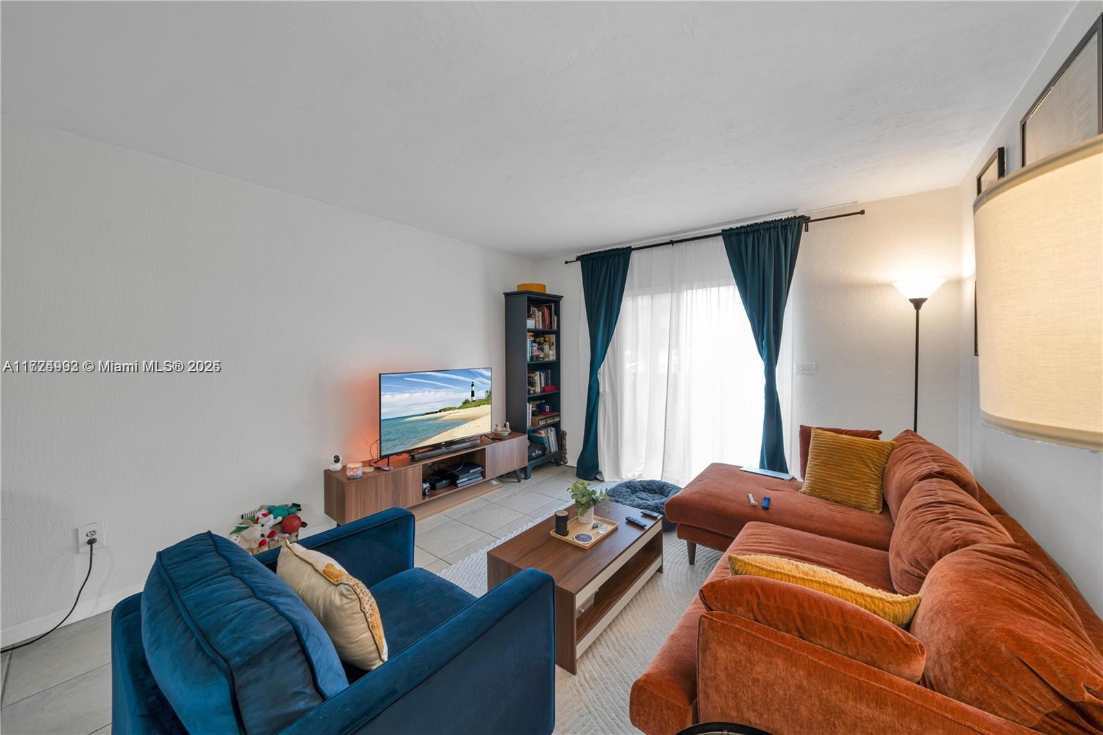 TEMPO CONDO PH I - Residential Lease