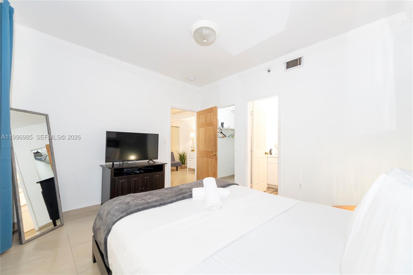 918 OCEAN DRIVE CONDO - Residential