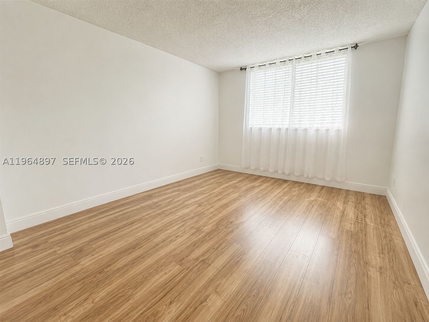 ROYAL OAKS CONDO - Residential