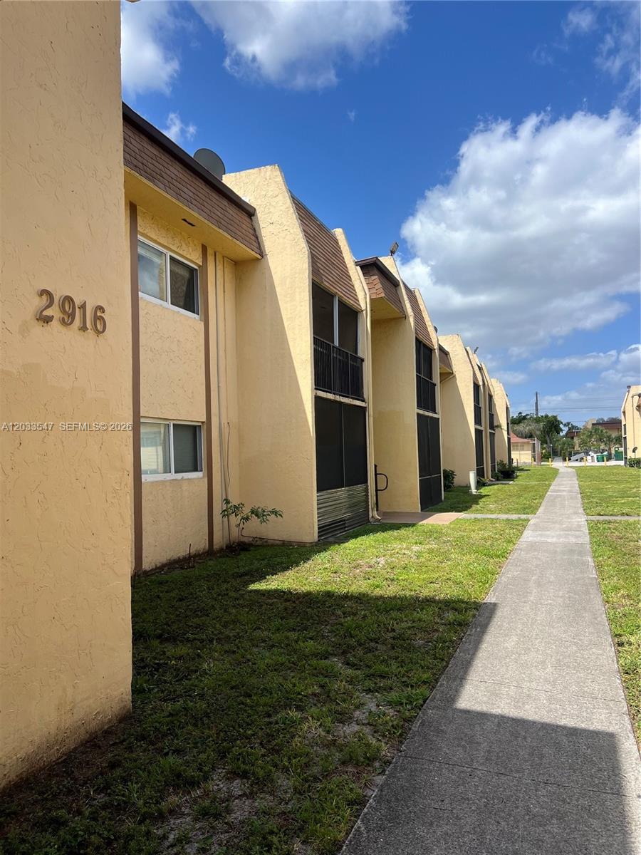 STONEBRIDGE GARDENS SECTI - Residential Lease