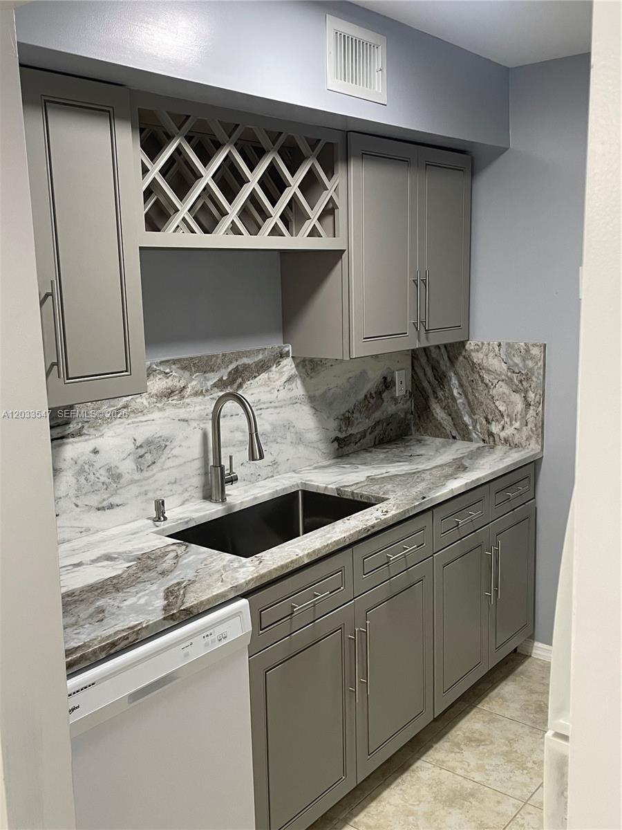 STONEBRIDGE GARDENS SECTI - Residential Lease