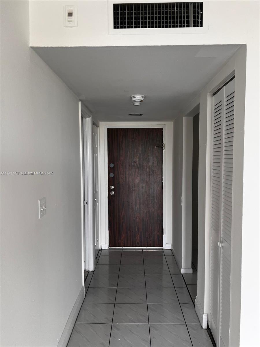 MONTECARLO CONDO - Residential