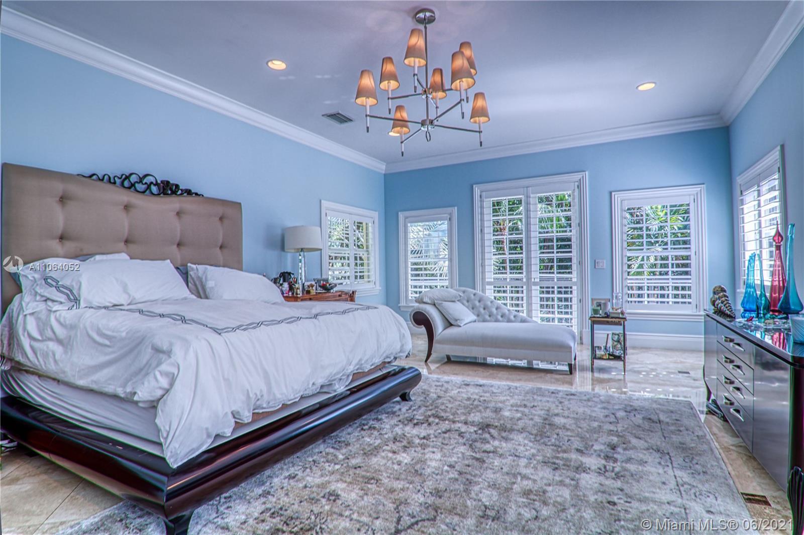 HIGH CREST - Residential