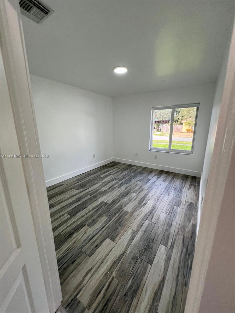 MANGUS SUB SEC 1 - Residential Lease