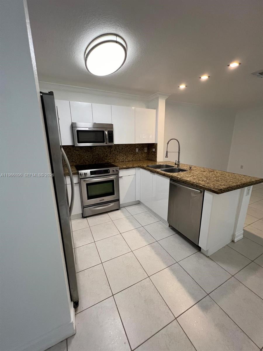 MANGUS SUB SEC 1 - Residential Lease