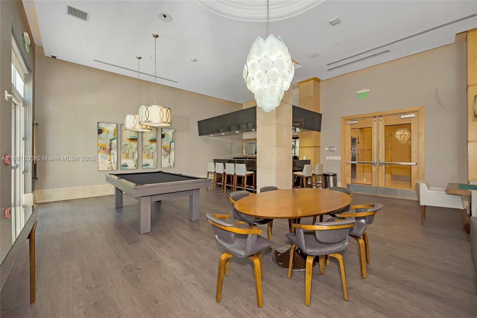 THE PARC AT TURNBERRY ISLE - Residential Lease