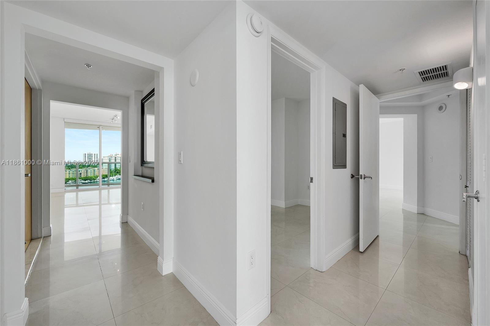 THE PARC AT TURNBERRY ISLE - Residential Lease