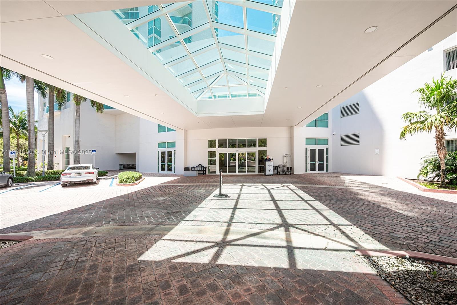 THE PARC AT TURNBERRY ISLE - Residential Lease