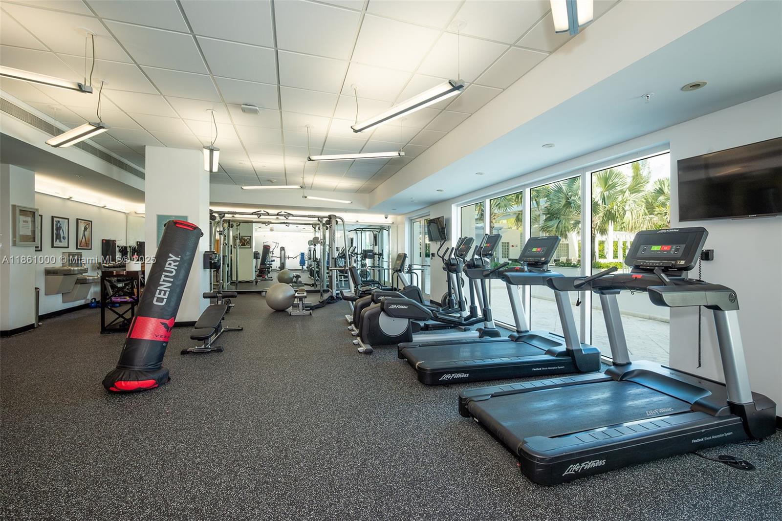 THE PARC AT TURNBERRY ISLE - Residential Lease