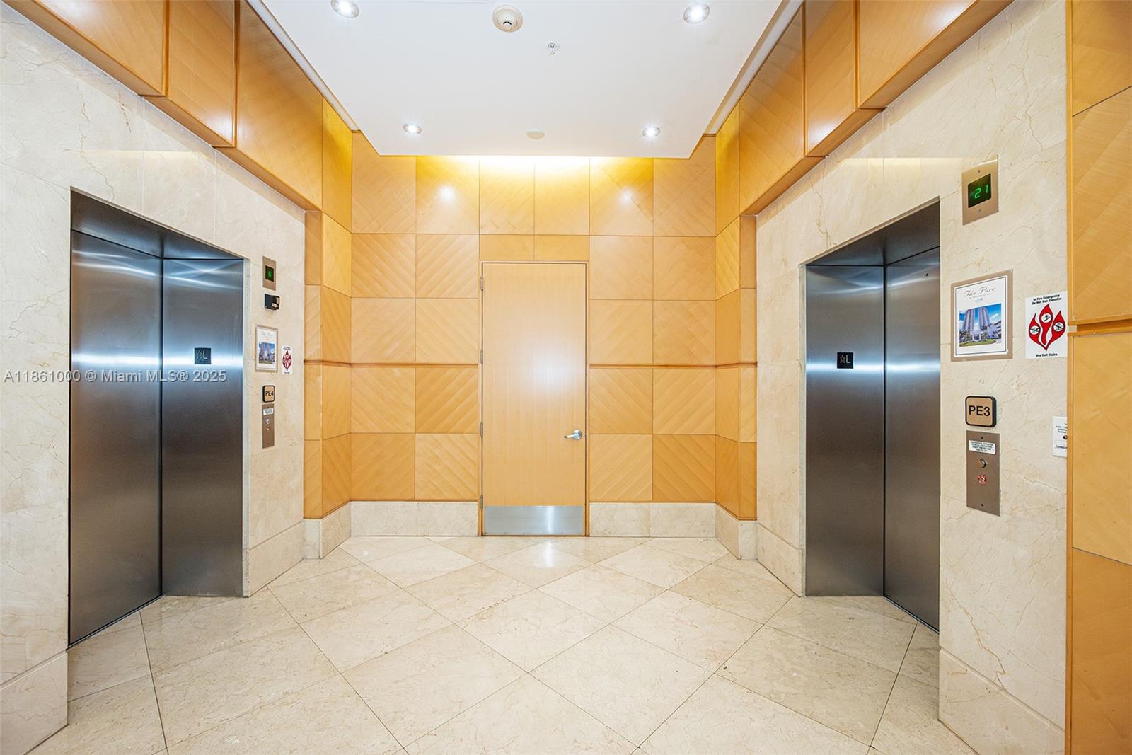 THE PARC AT TURNBERRY ISLE - Residential Lease