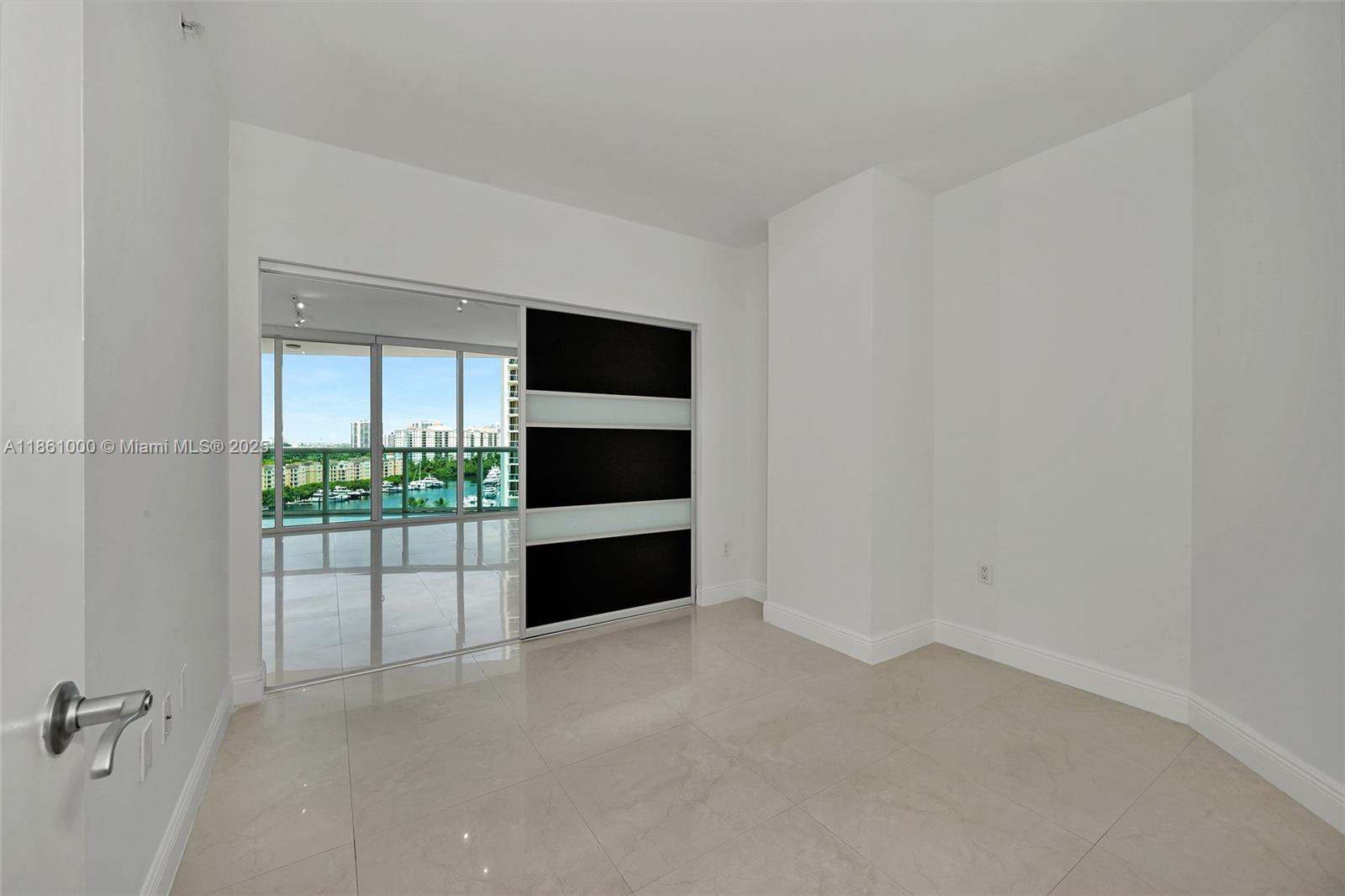 THE PARC AT TURNBERRY ISLE - Residential Lease