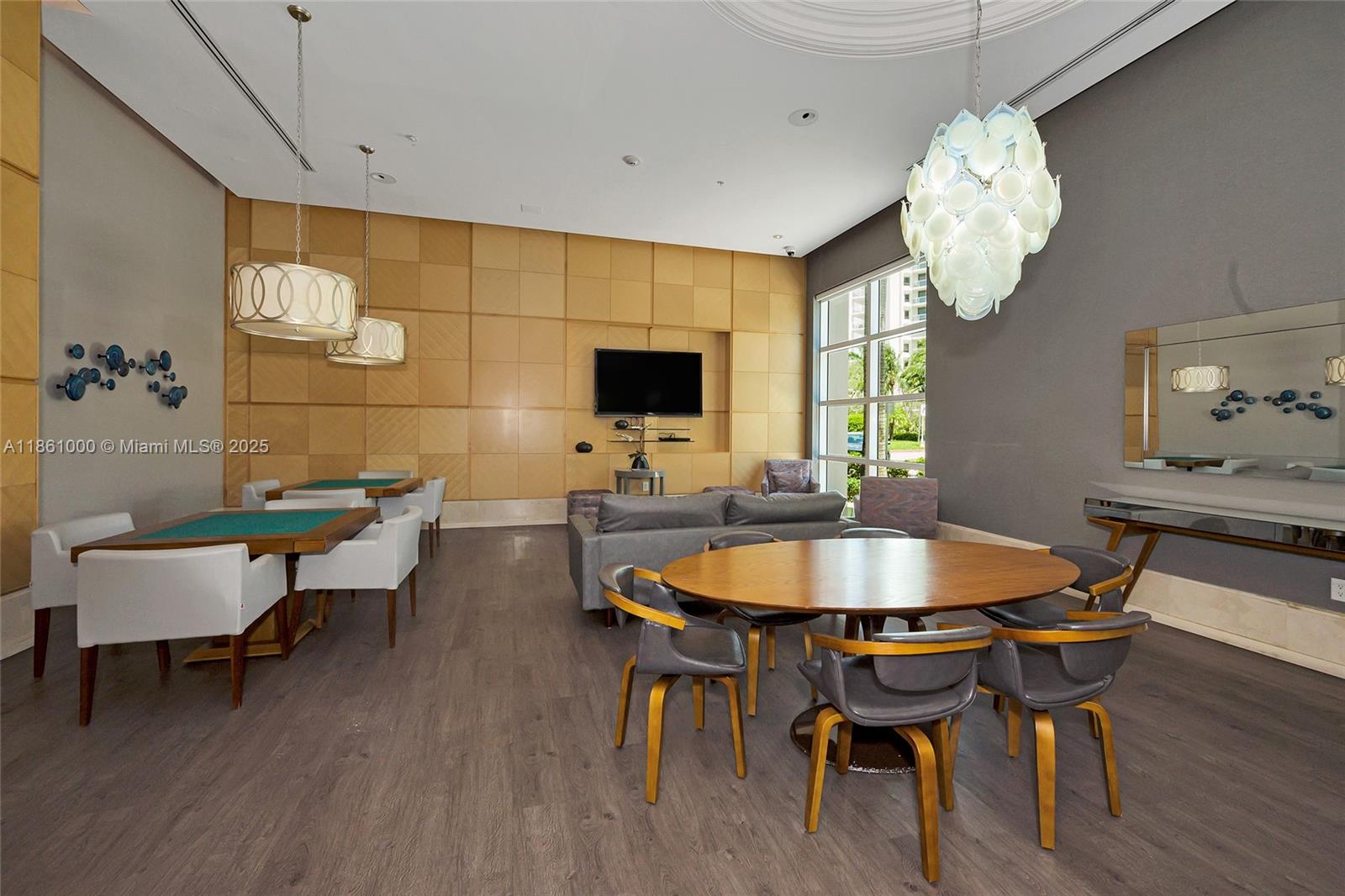 THE PARC AT TURNBERRY ISLE - Residential Lease