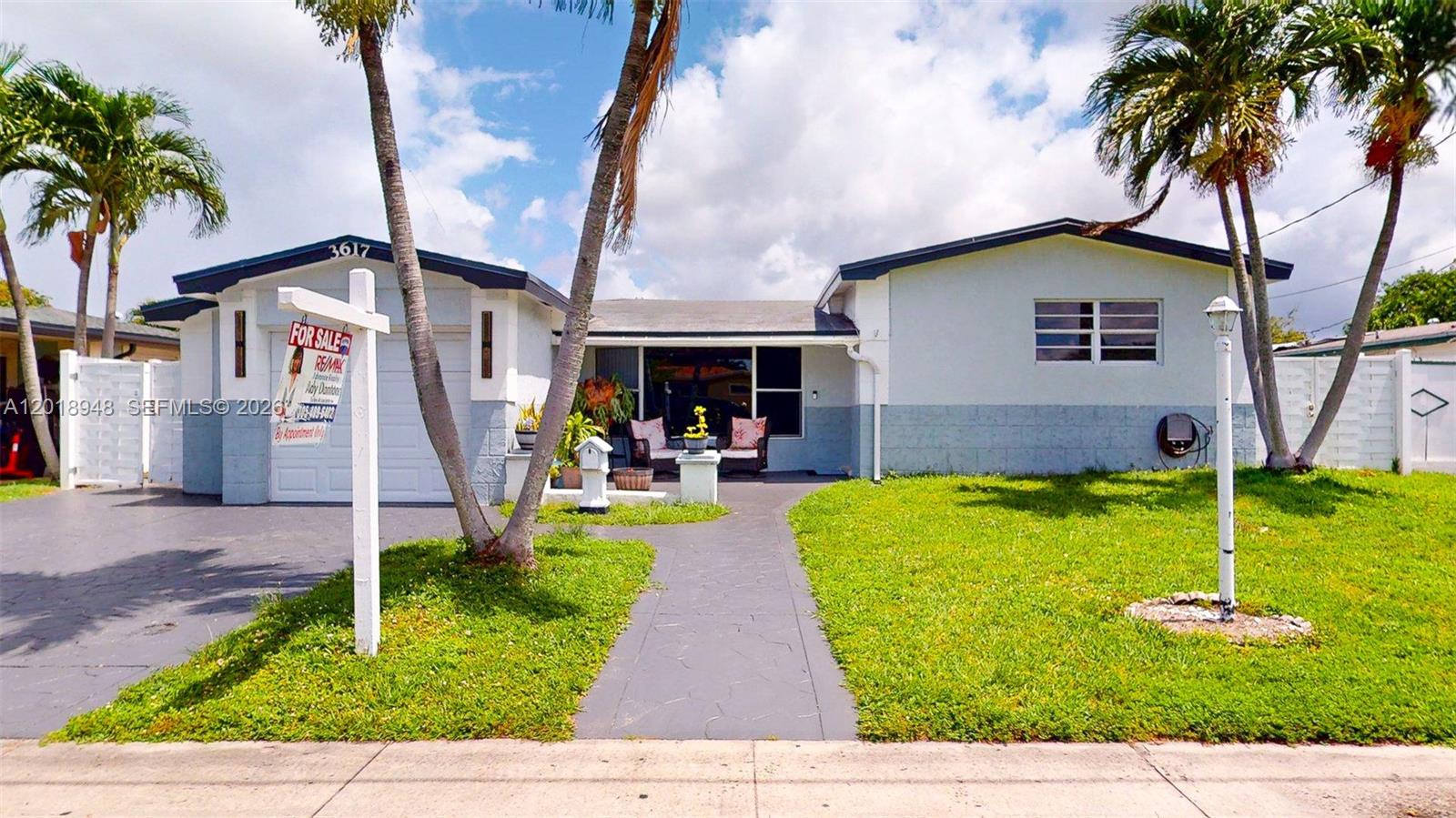 INCOME PROPERTY!!! FEATURES A RENOVATED KITCHEN , UPDATED FLOORS AND DOORS. CALIFORNIA CLOSETS A SALTWATER POOL, AND A BACKYARD WITH CANAL ACCESS- PERFECT FOR JET SKI. INCLUDES A WATER PUMP SYSTEM THAT DRAWS WATER FROM THE CANAL TO IRRIGATE THE LAWN TROUGH THE SPRINKLERS. EASY TO SHOW. OWNER MOTIVED CONTACT EASY TO SHOW