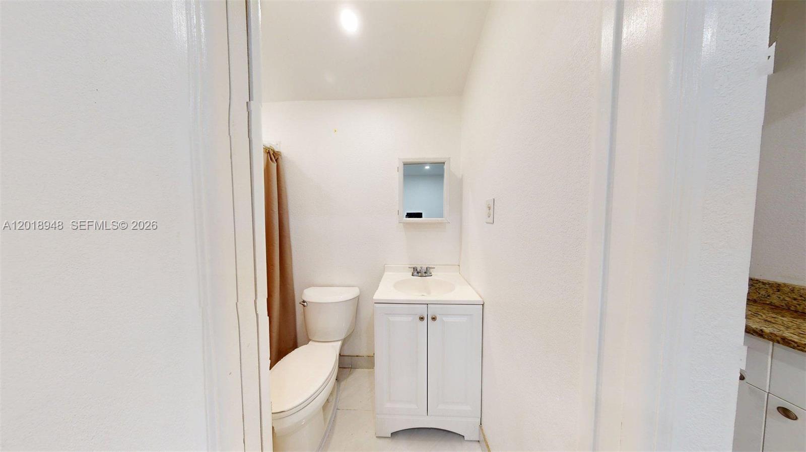 LAUDERDALE LAKES NORTH GA - Residential