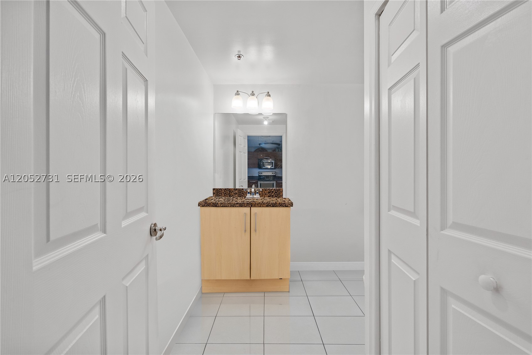 CASABLANCA VILLAS CONDO - Residential Lease