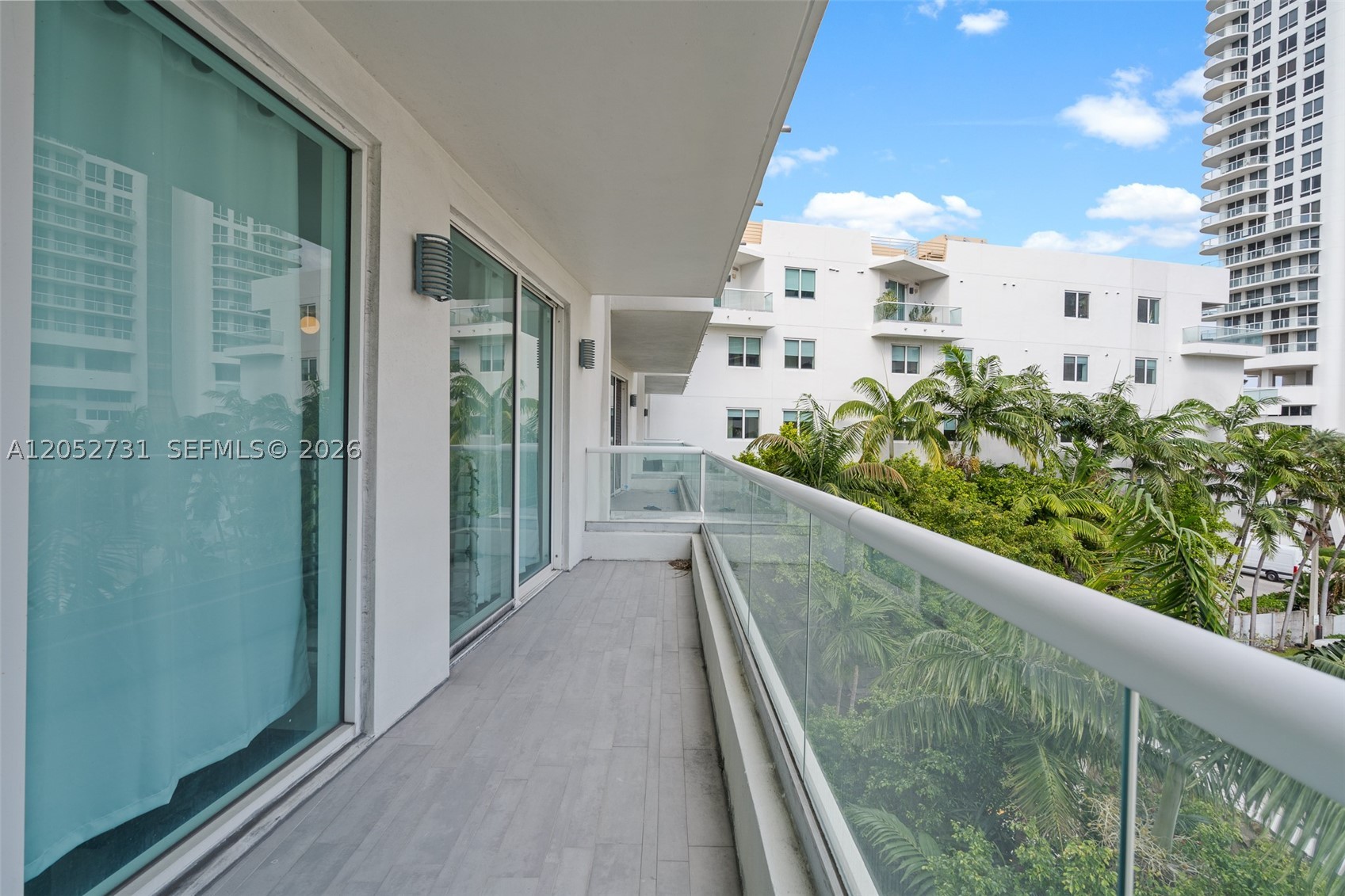 CASABLANCA VILLAS CONDO - Residential Lease