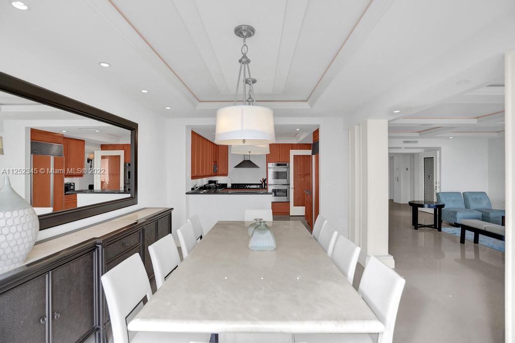 HAMPTONS SOUTH CONDO - Residential Lease