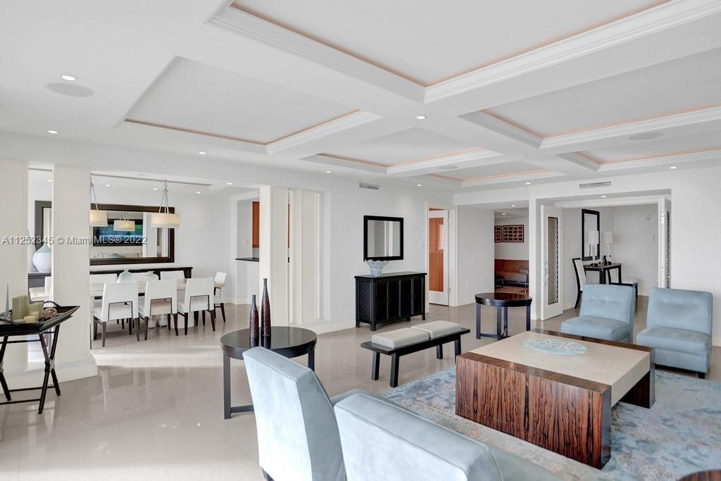 HAMPTONS SOUTH CONDO - Residential Lease