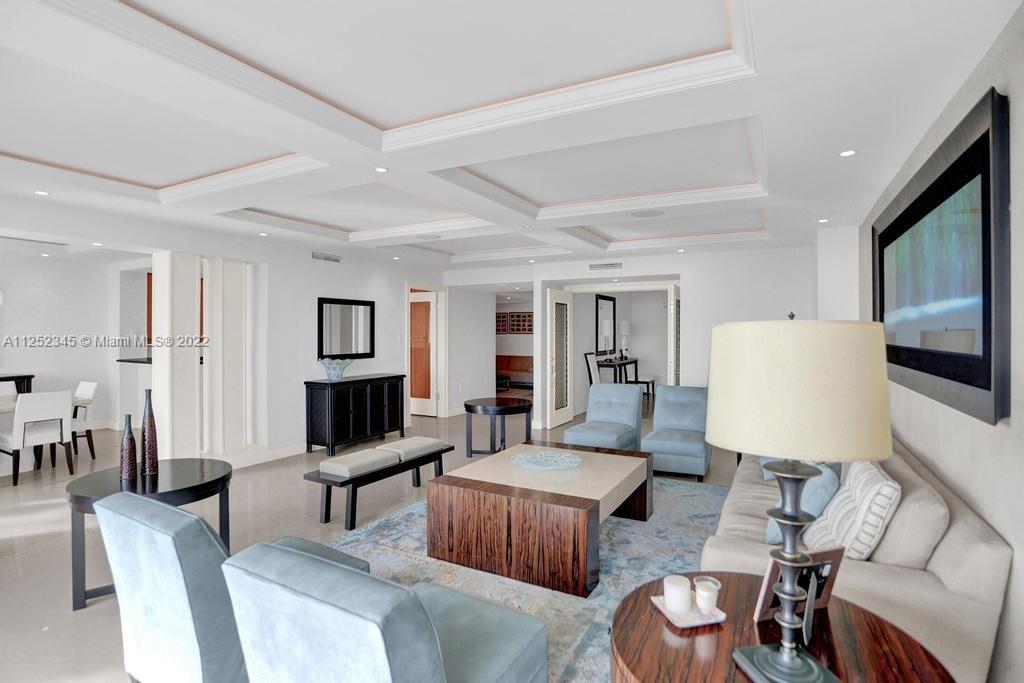 HAMPTONS SOUTH CONDO - Residential Lease