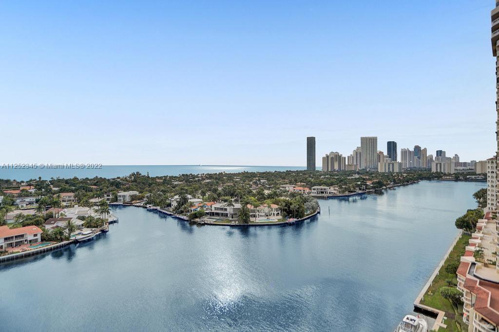 HAMPTONS SOUTH CONDO - Residential Lease