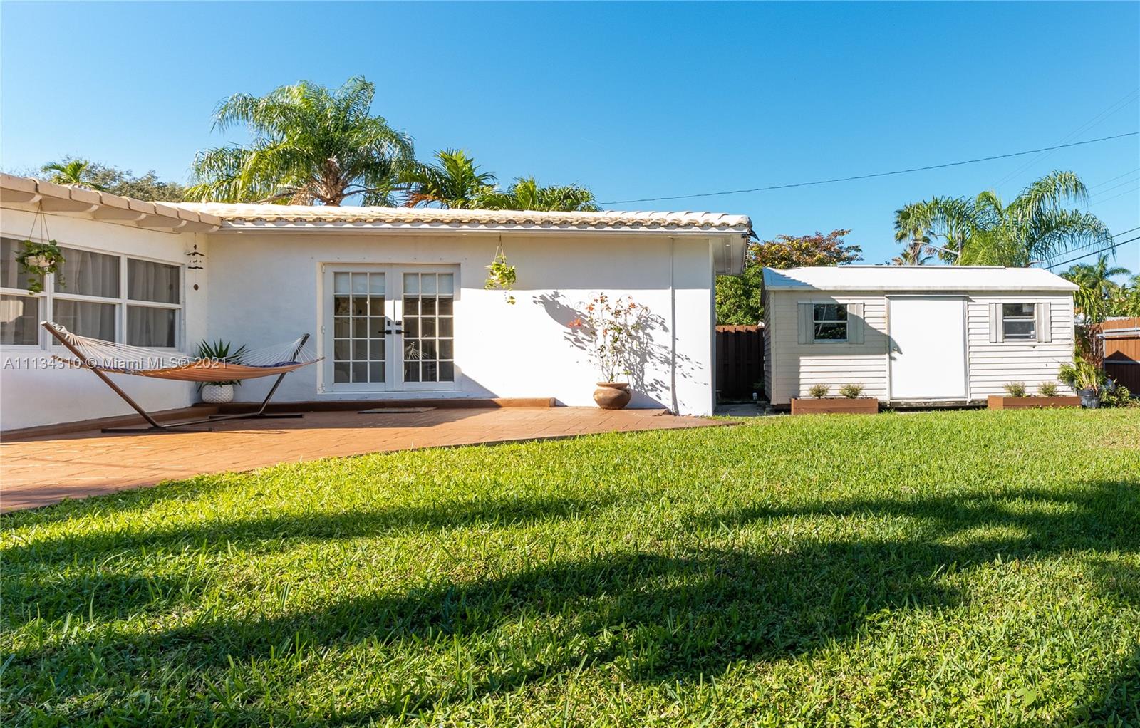 HOLLYWOOD - Residential