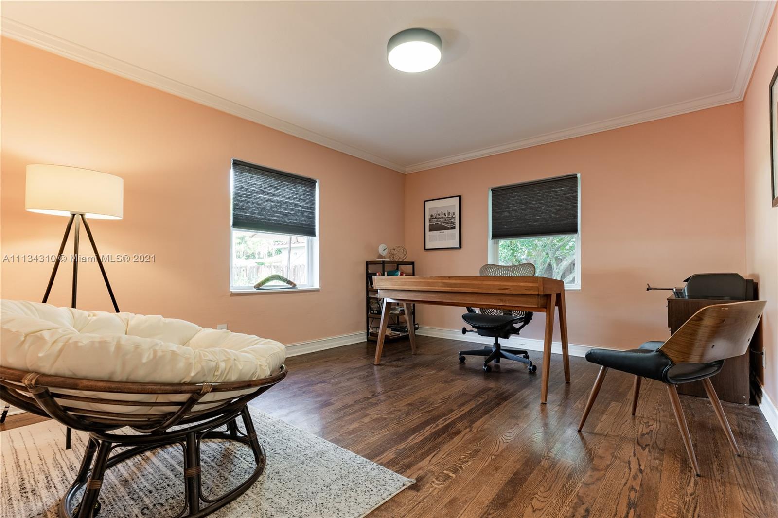 HOLLYWOOD - Residential