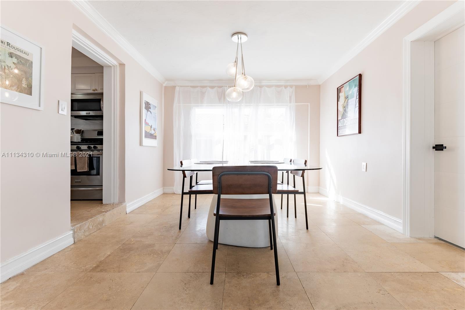 HOLLYWOOD - Residential