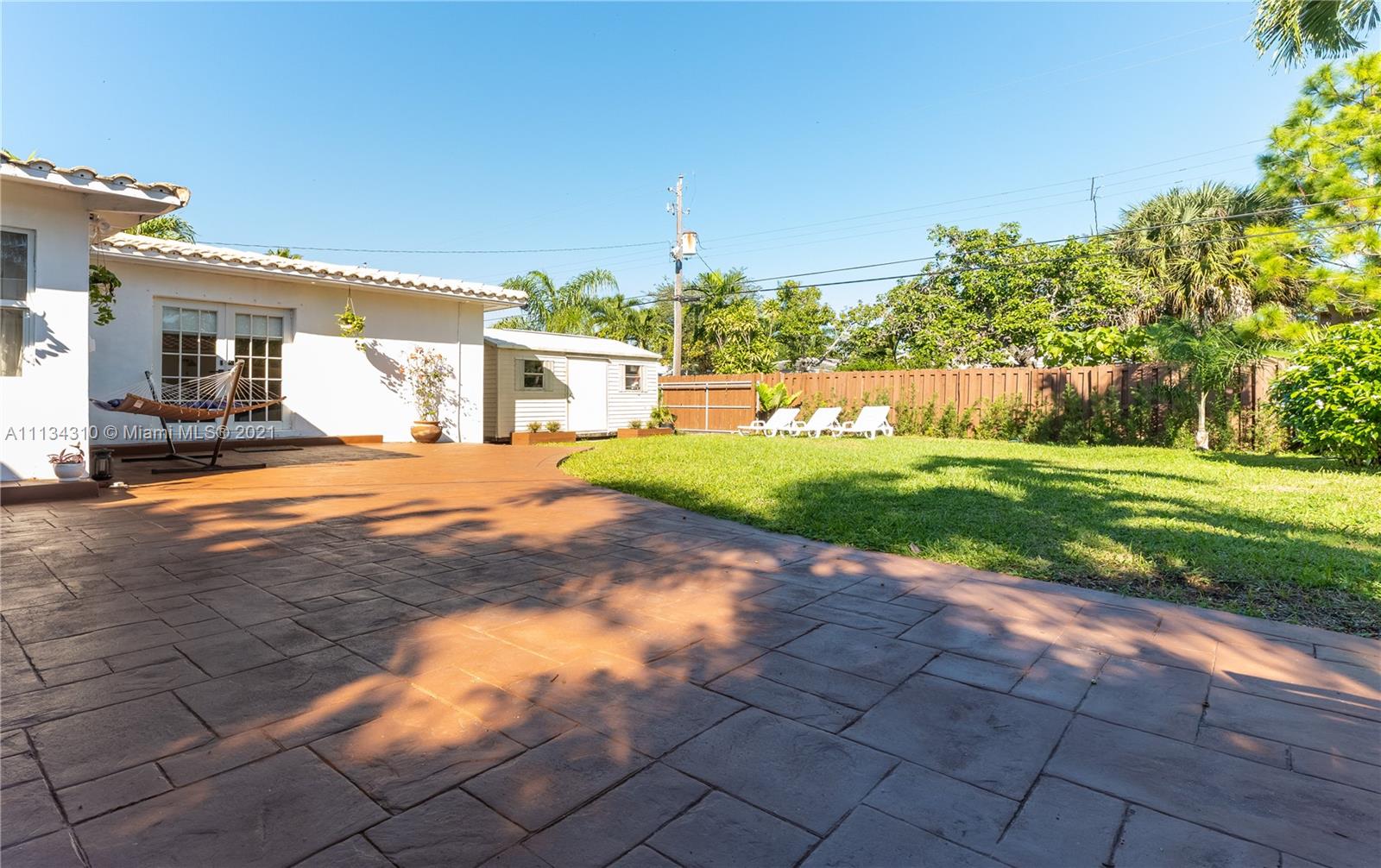 HOLLYWOOD - Residential