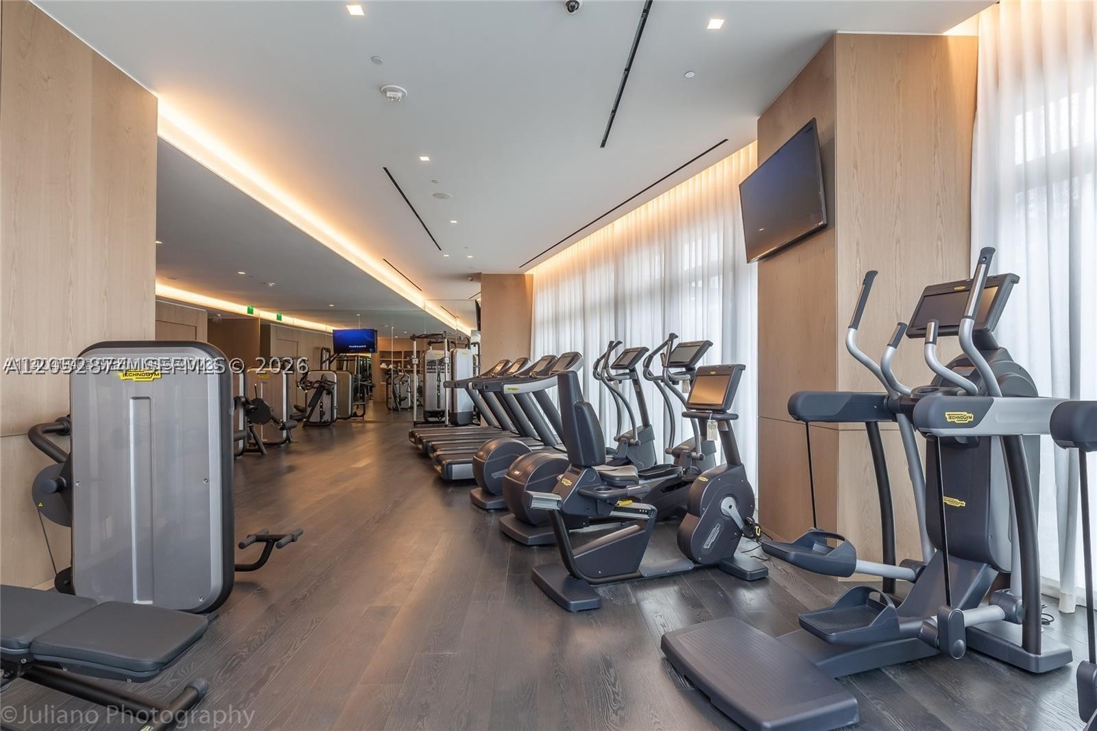 801 SMA RESIDENCES CONDO - Residential Lease