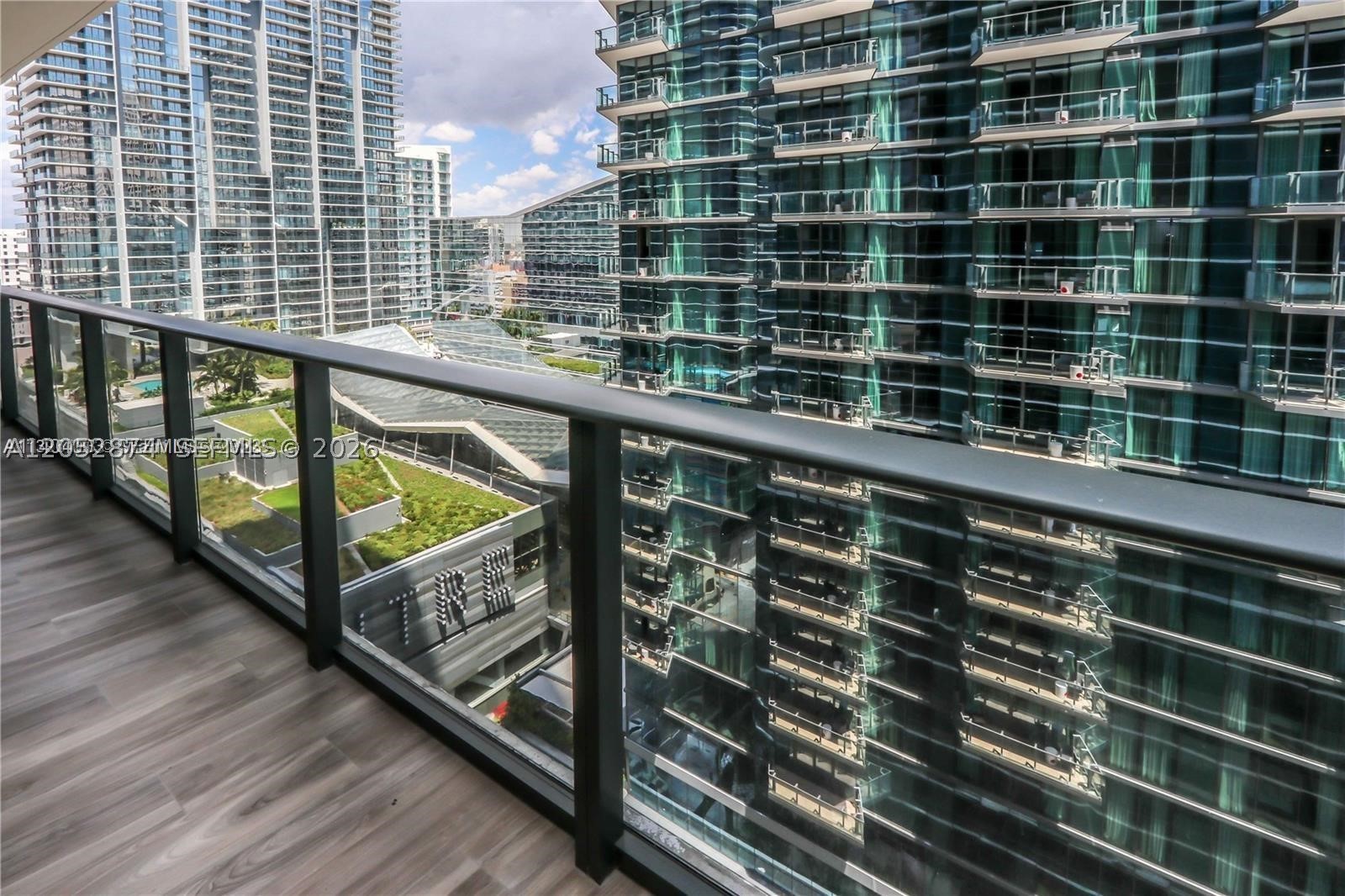 801 SMA RESIDENCES CONDO - Residential Lease