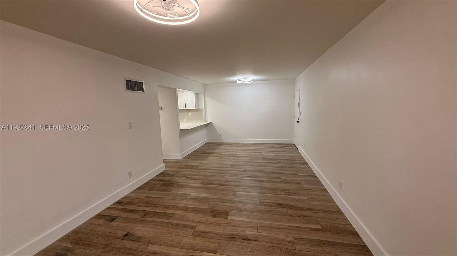 HAMPTON COURT CONDO - Residential