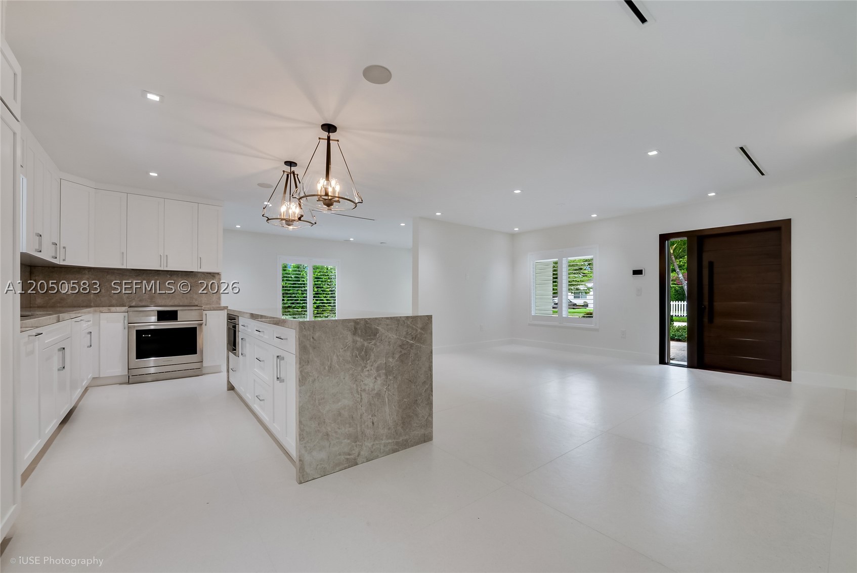 ROYAL PALM VILLAS - Residential