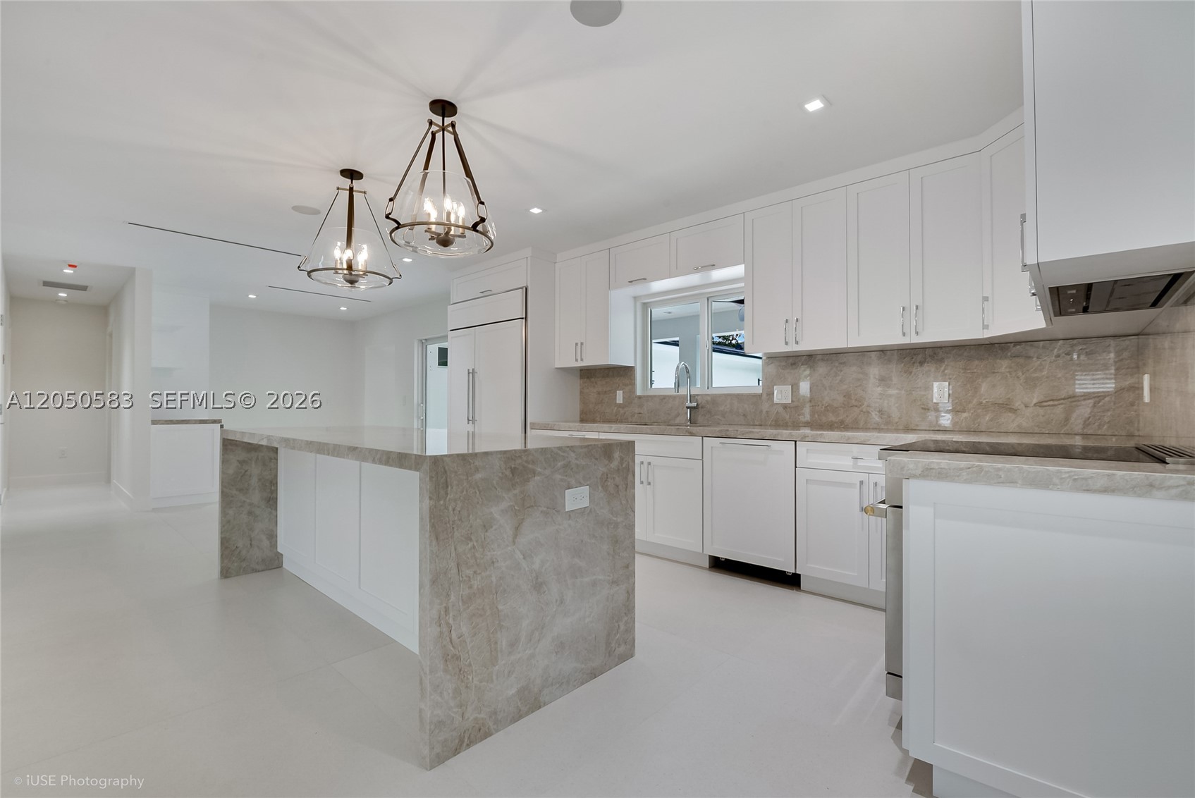 ROYAL PALM VILLAS - Residential