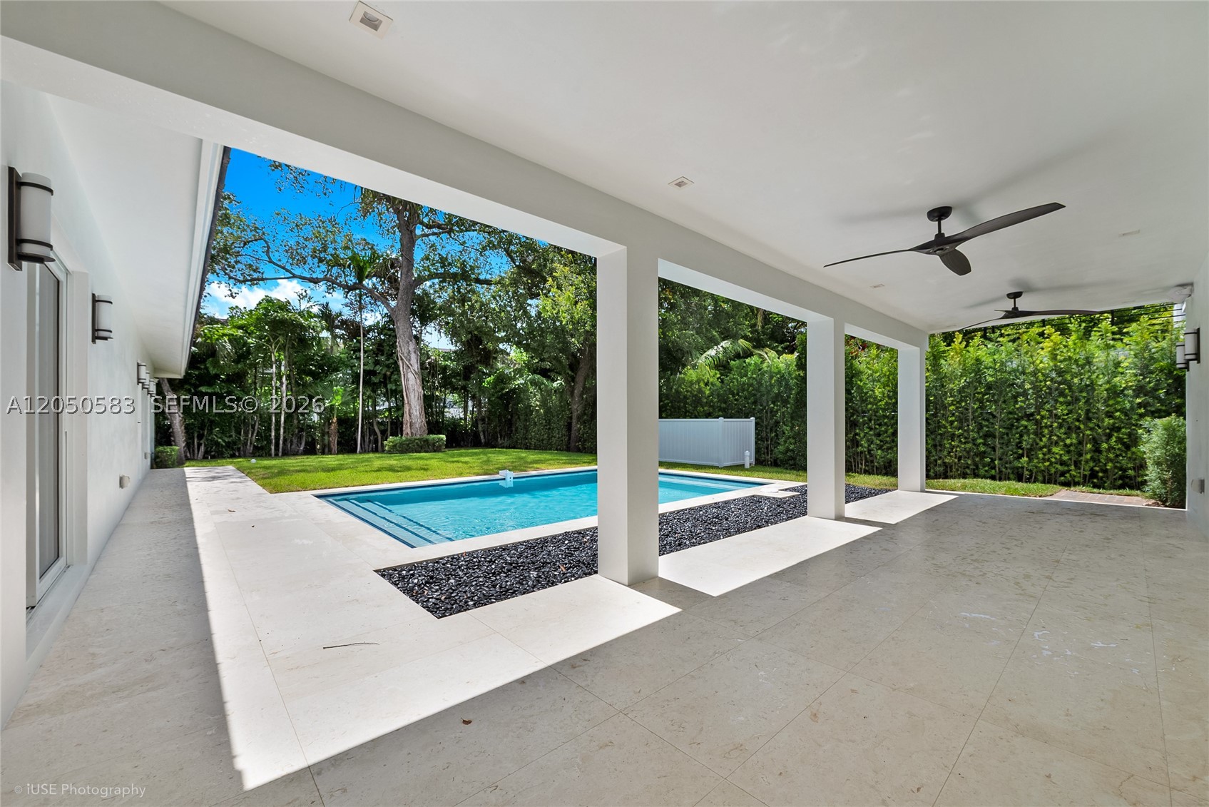 ROYAL PALM VILLAS - Residential