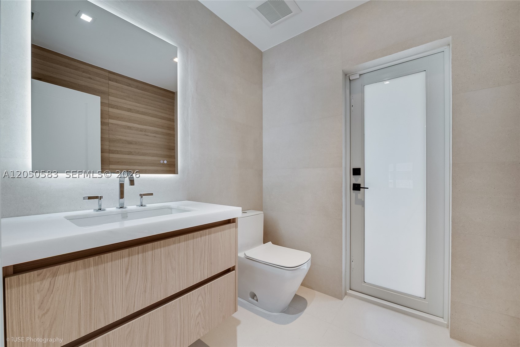 ROYAL PALM VILLAS - Residential