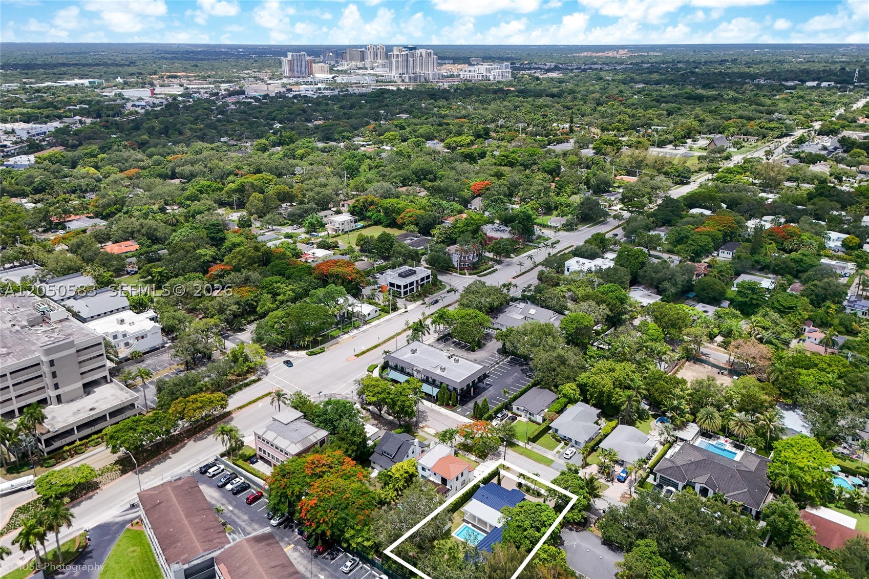 ROYAL PALM VILLAS - Residential