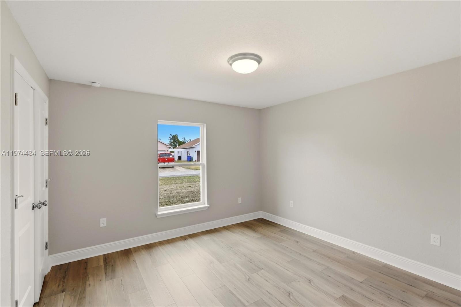 Sun N Lake - Residential