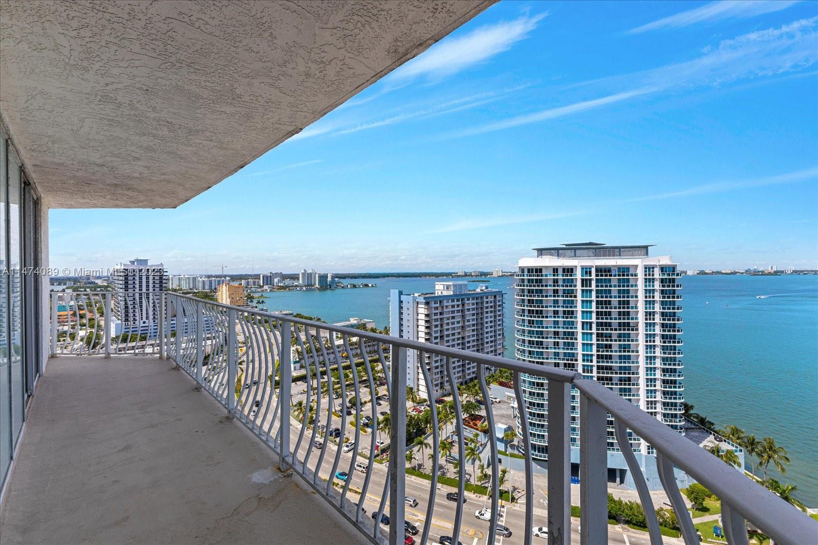 THE GRANDVIEW PALACE COND - Residential