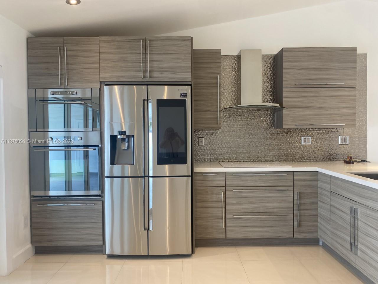 SAN SEBASTIAN TWNHSES - Residential Lease