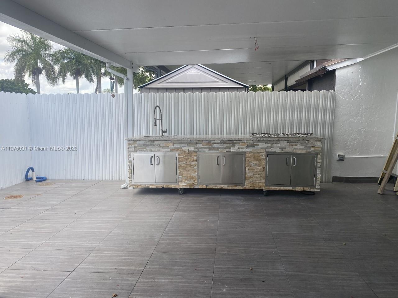 SAN SEBASTIAN TWNHSES - Residential Lease