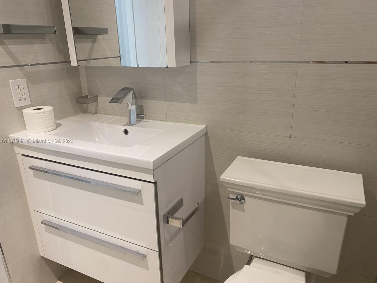 SAN SEBASTIAN TWNHSES - Residential Lease