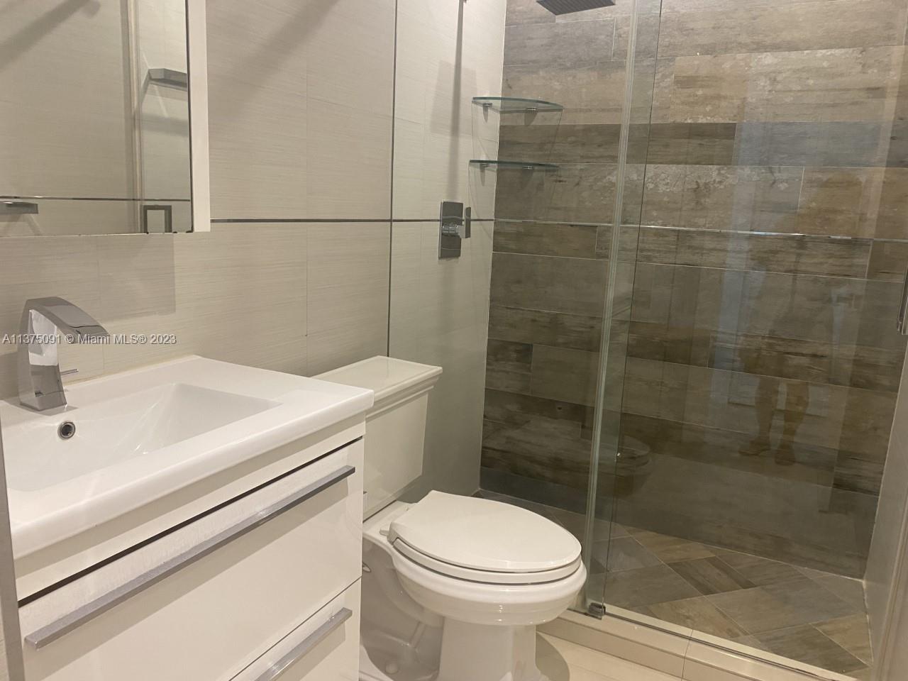 SAN SEBASTIAN TWNHSES - Residential Lease