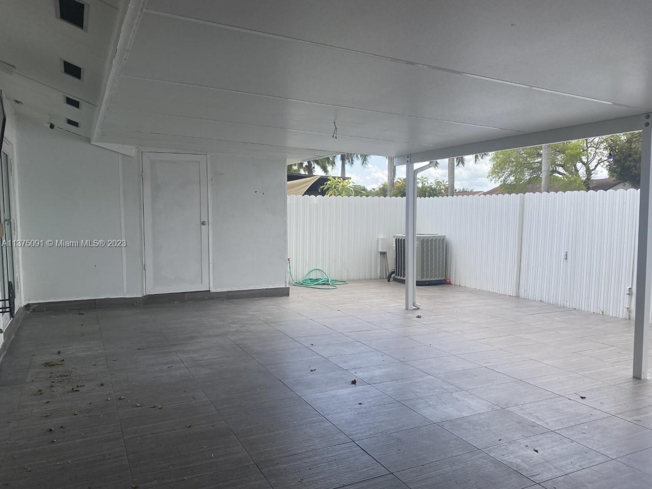 SAN SEBASTIAN TWNHSES - Residential Lease
