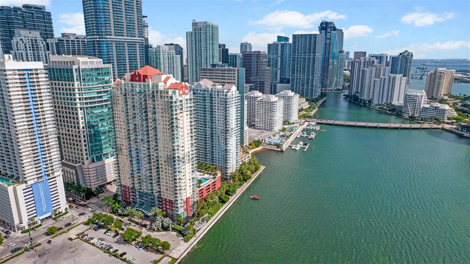 THE MARK ON BRICKELL COND - Residential