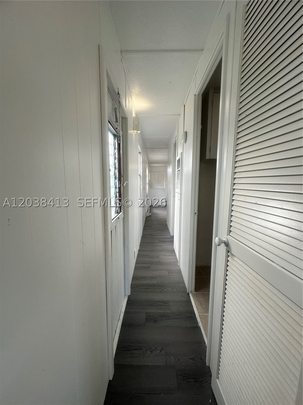 HILLTOP PARK - Residential Lease