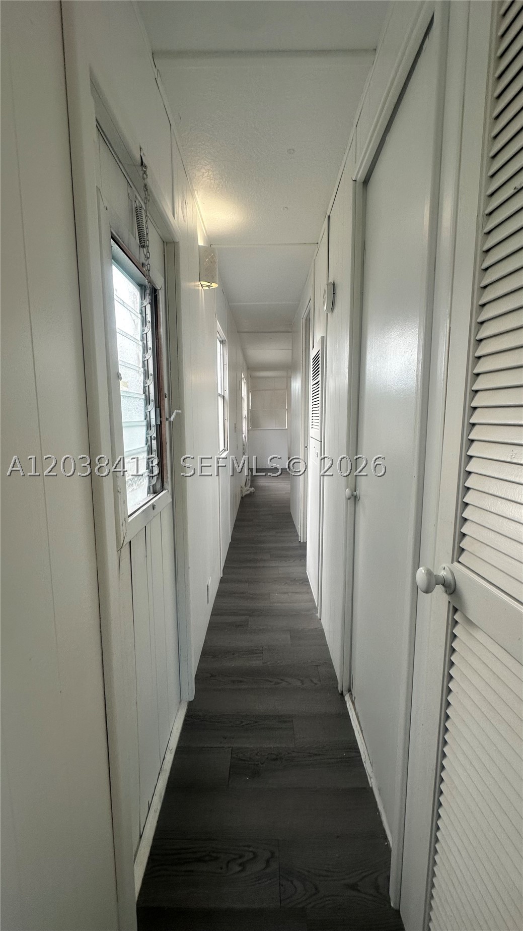 HILLTOP PARK - Residential Lease