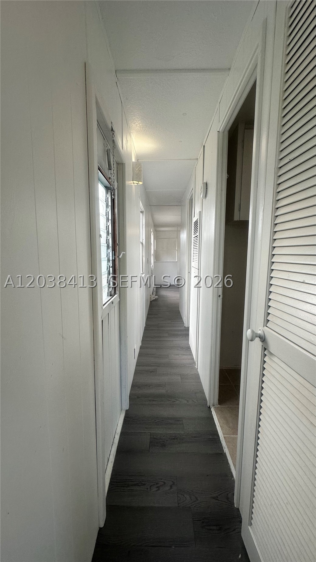 HILLTOP PARK - Residential Lease