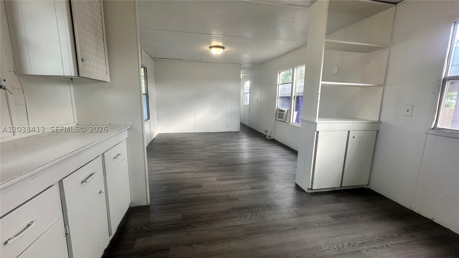 HILLTOP PARK - Residential Lease